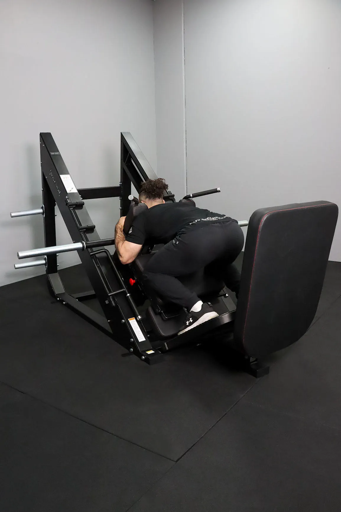 Body Iron Commercial Angled Leg Press & Hack Squat Pro LP8000