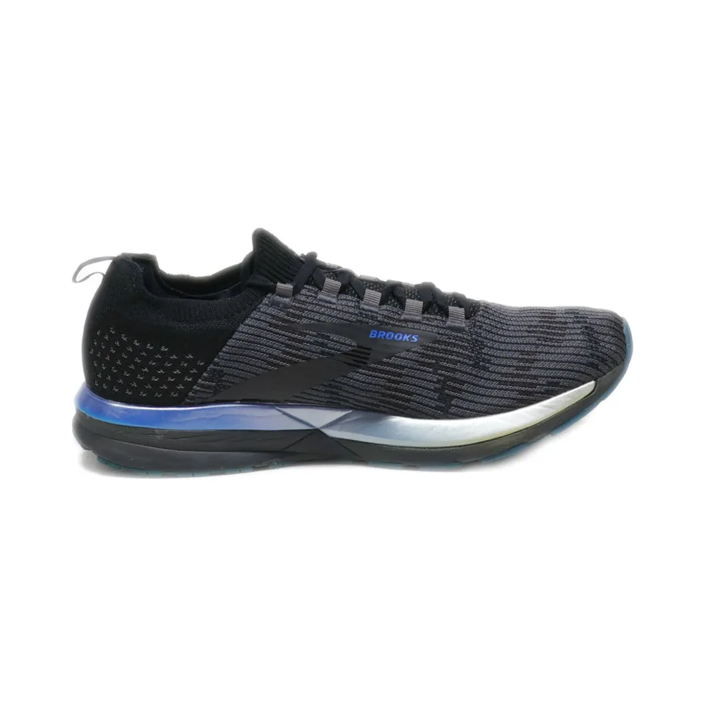 Brooks Ricochet Sport Shoes Leather Grey Colour For Men