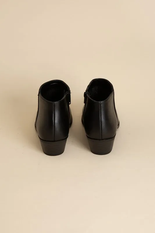 Mug Ankle Boots