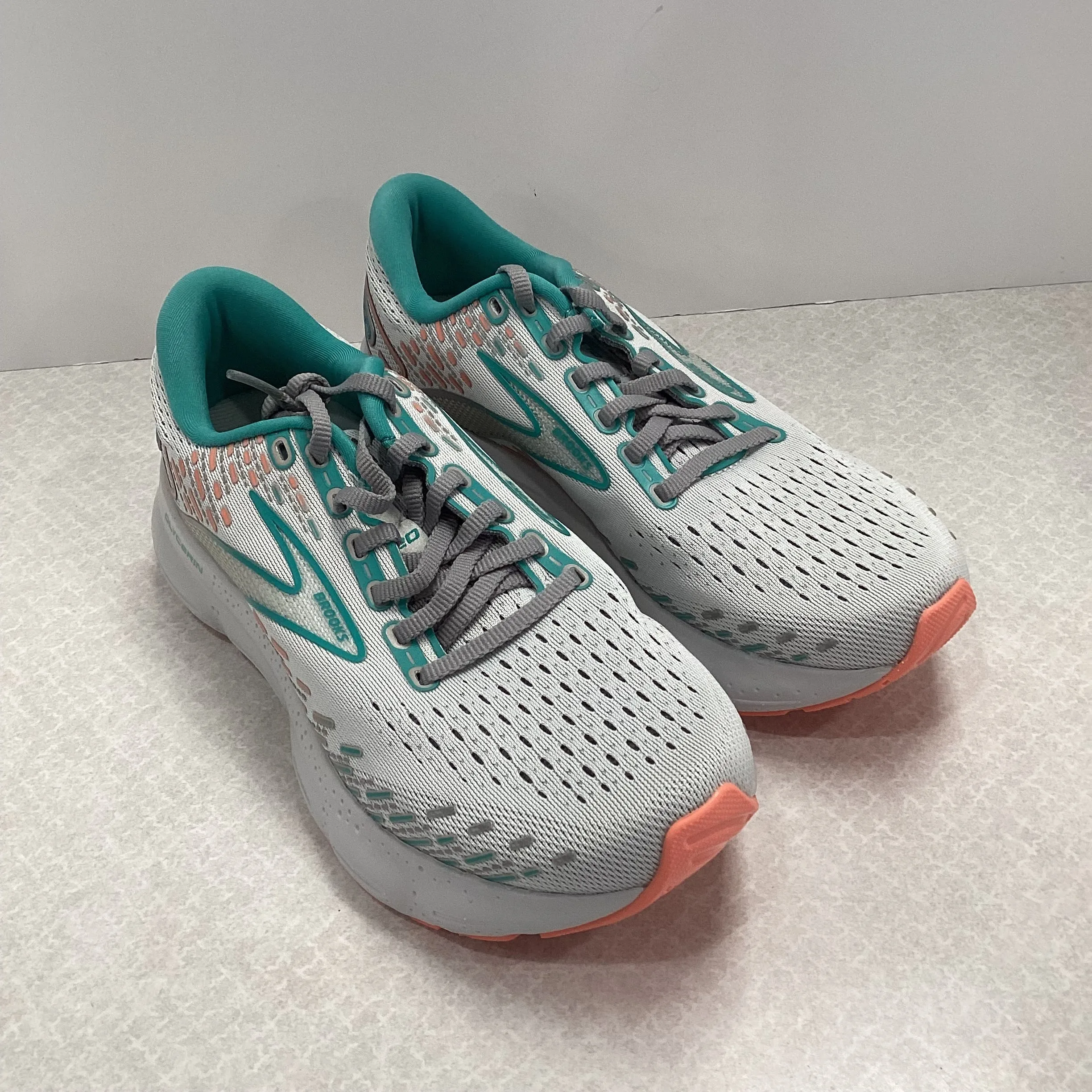 Shoes Athletic By Brooks In Teal, Size: 7.5