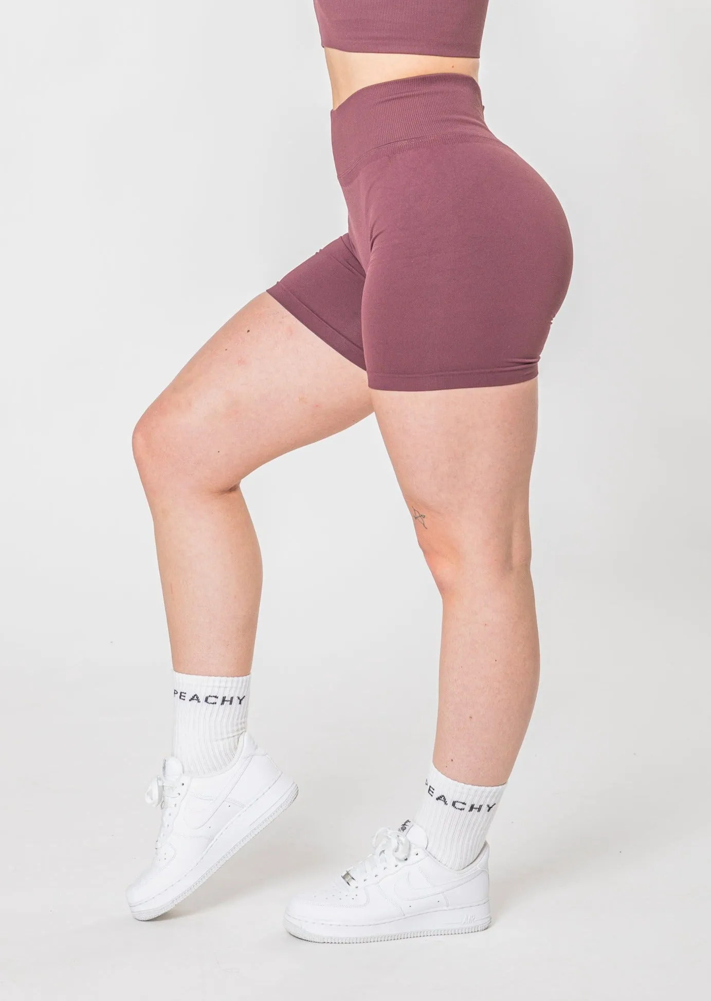 [VORBESTELLUNG] PURPOSE Scrunch Shorts